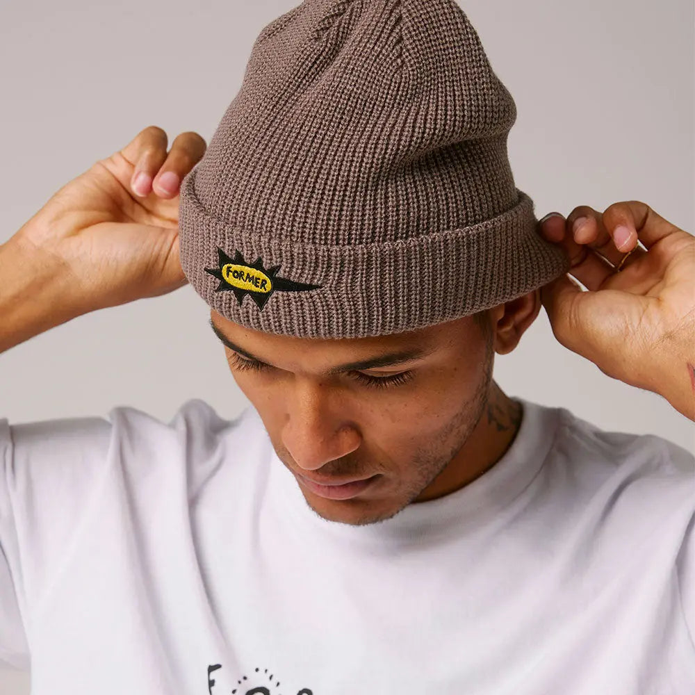Former Gleam beanie (taupe) Former merchandise