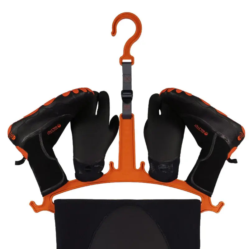 C-monsta cintre combinaison et accessoires (orange) C-Monsta
