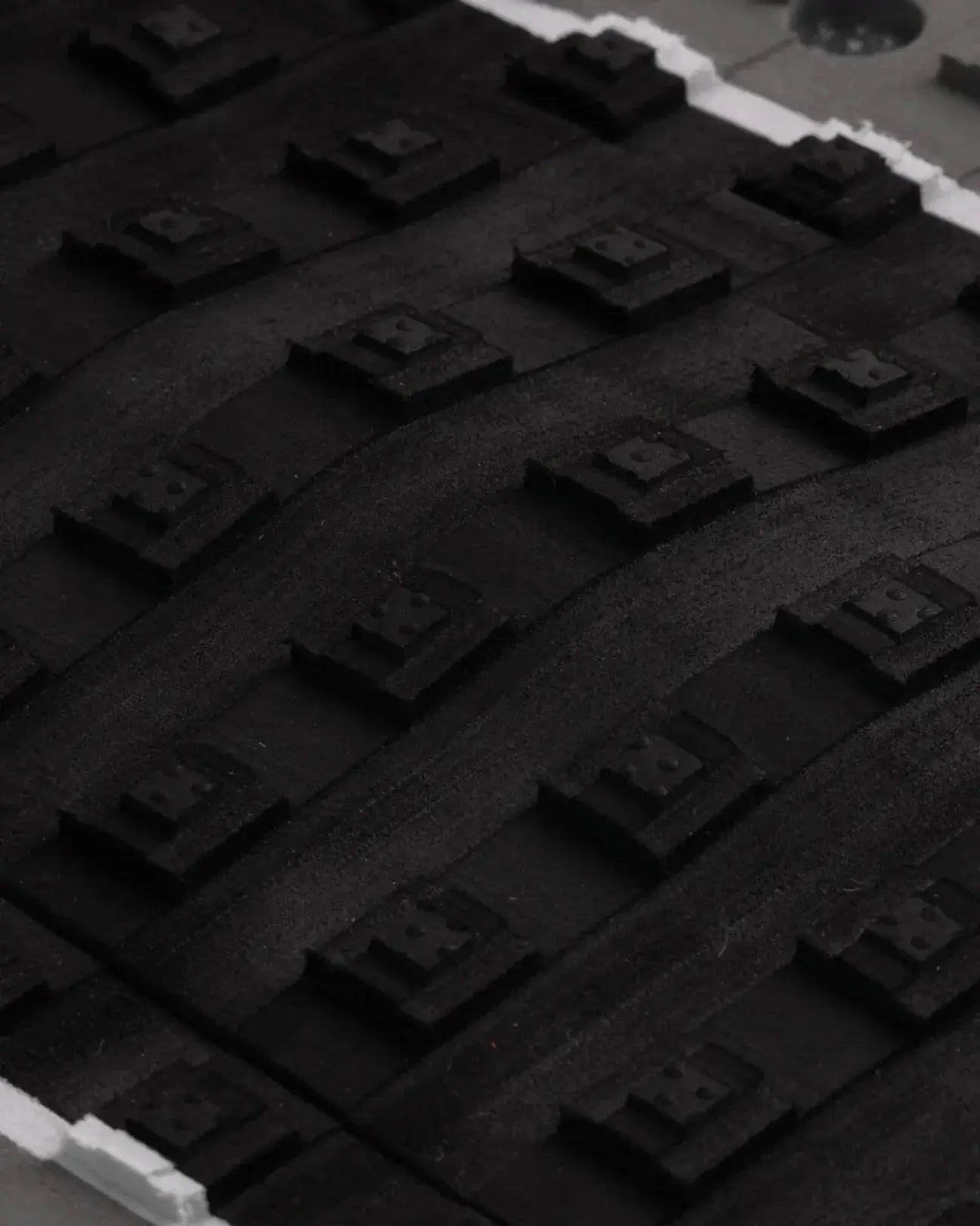 Creatures Ethan Ewing Lite Signature EcoPure® Traction (Black Charcoal Panel) Creatures of leisure