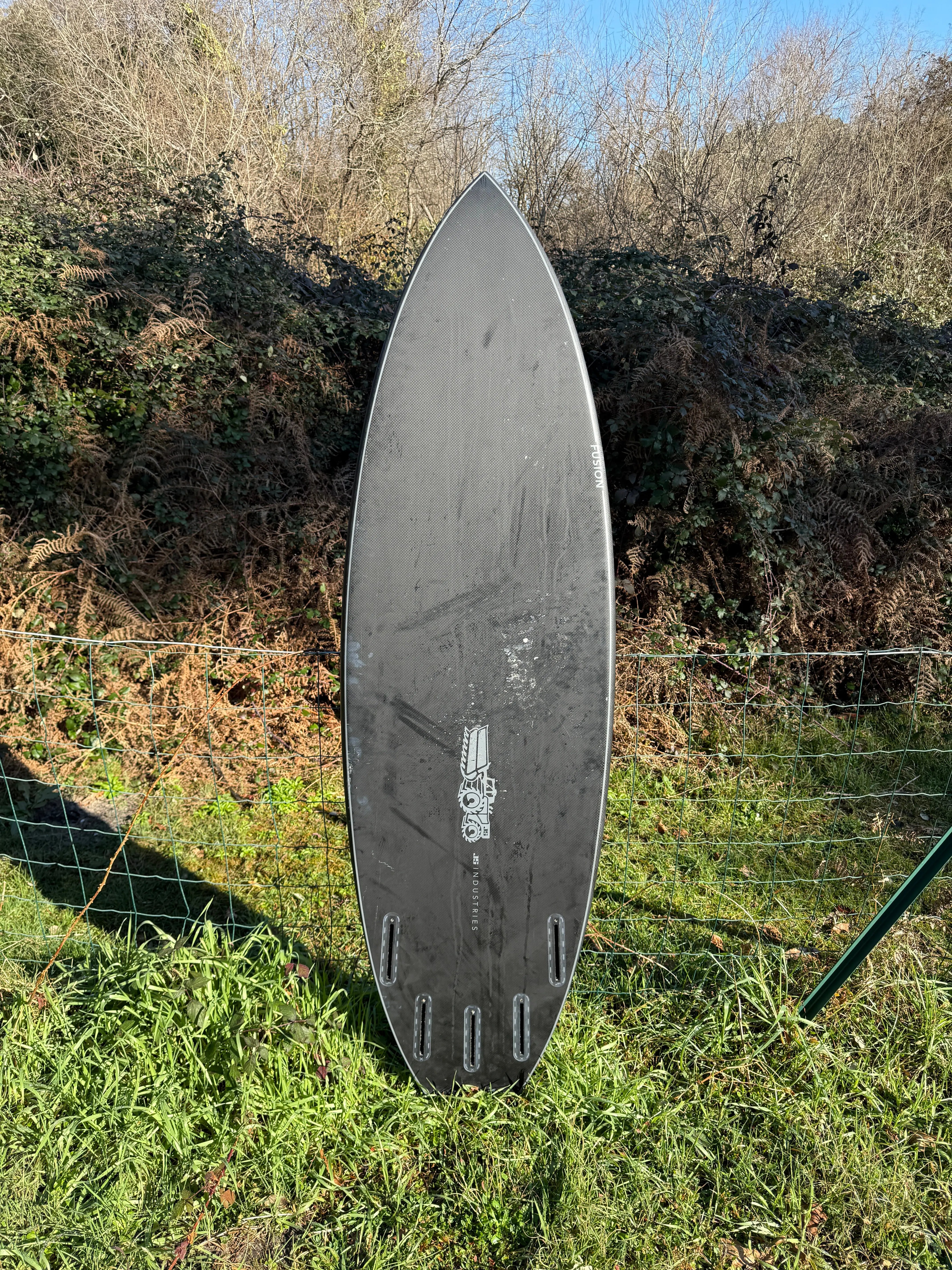 Js xero fusion 5’10 (31.3L) Js industries
